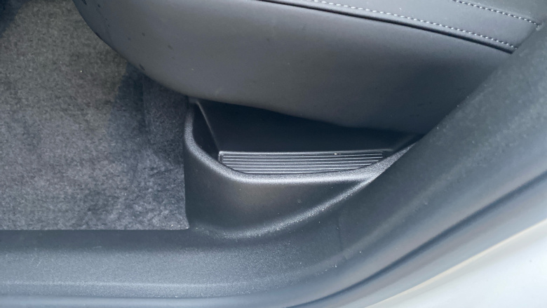 Volvo EX30 200kW SM Extended Range Ultra 69kWh 5dr Auto Electric Estate